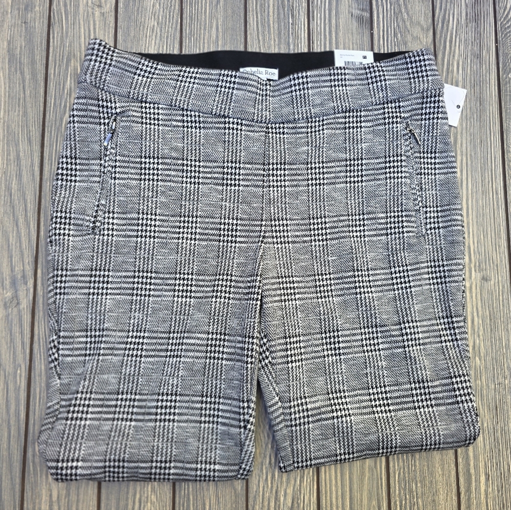 OPHELIA ROE Trousers Plus Size 1X Plaid Gray/Black Stretchy Skinny NWT